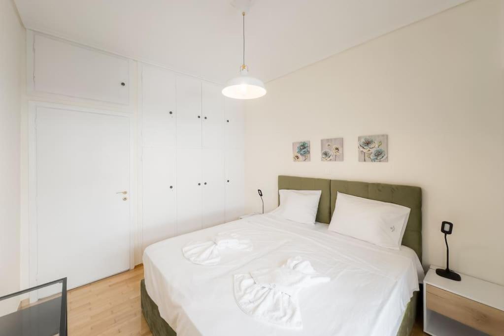 Spacious Urban Apt In The Heart Of Athens Exterior photo
